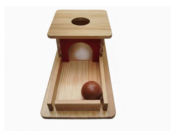 Caja de permanenecia con bandeja